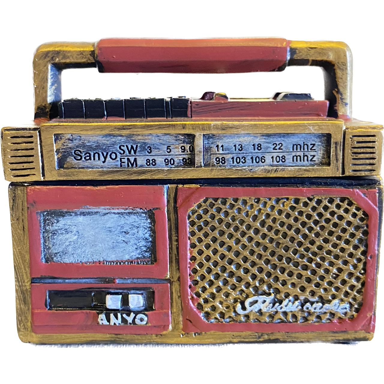 Vintage Decor Small Radio